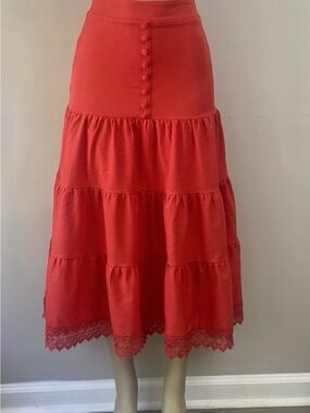 Tiered Midi Skirt with Covered Buttons and Lace Hem in Coral Red